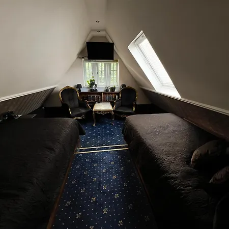 Отель Achenbach 4*
